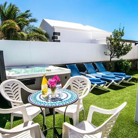 Alegranza - Lh190 By Now Ltd * Playa Blanca