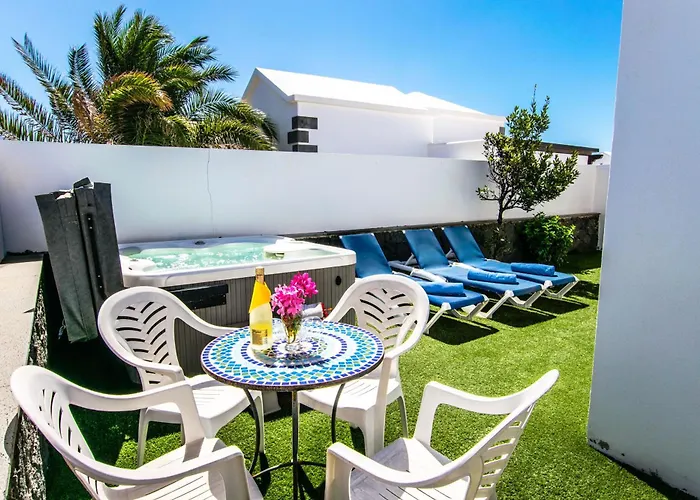 Alegranza - Lh190 By Now Ltd * Playa Blanca (Lanzarote)